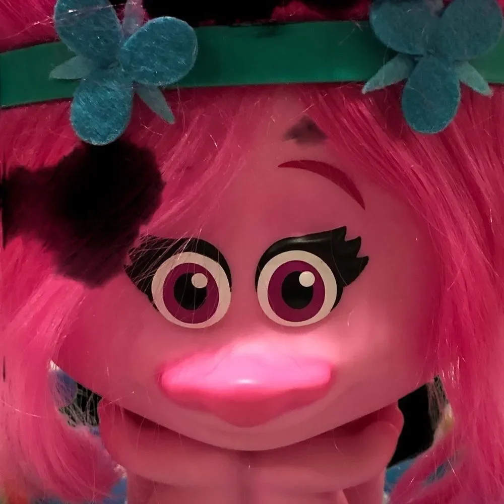 Dreamworks Trolls Poppy Style Head with hair accessories‎
